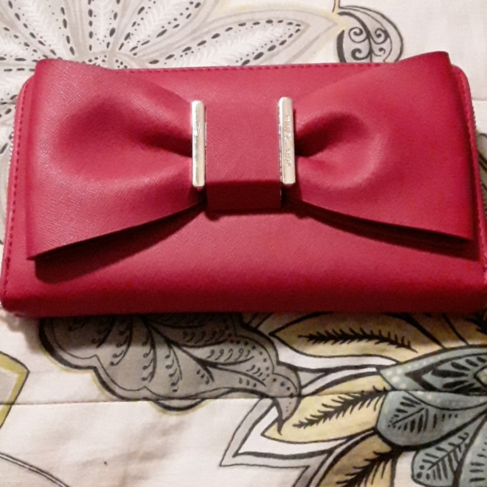 COPY - Betsey Johnson Wristlet Wallet
